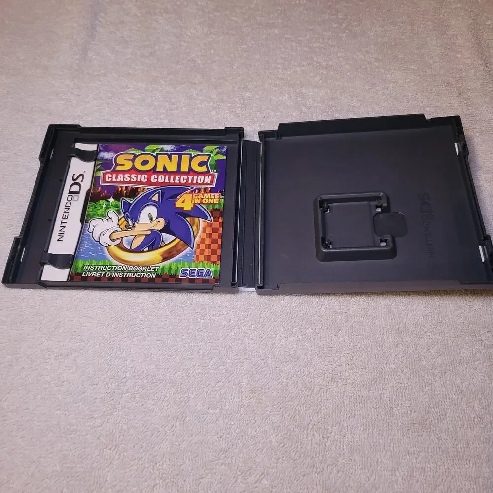 Sonic Classic Collection - Nintendo DS 2010 -Case and Insert ONLY -NO game